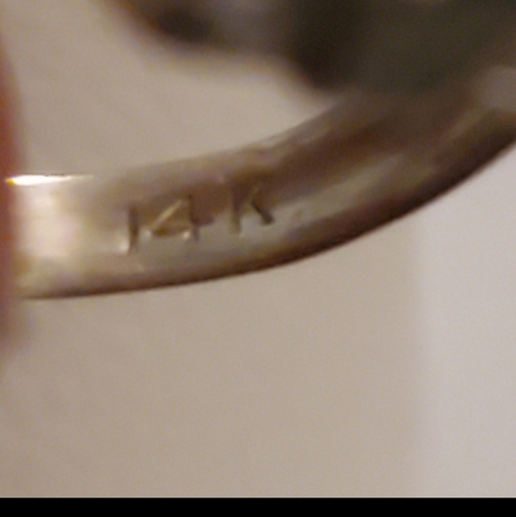 STUNNING VINTAGE 14k Art deco shield camphor ring - Picture 10 of 12